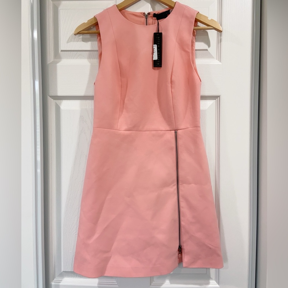 NWT Alice + Olivia Julie Side-Zip Mini Dress In Pink